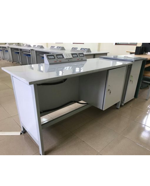 Bàn thí nghiệm giáo viên Lý