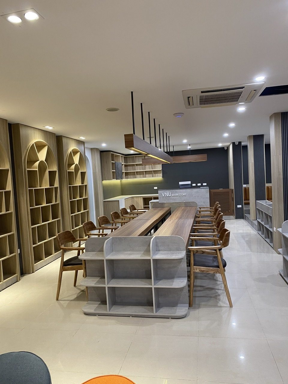 Dự án Nhà xuất bản Xuân Thuỷ